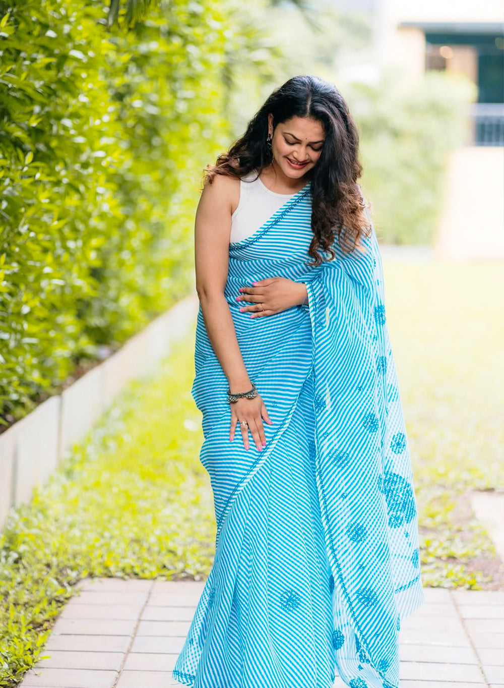 Blue Lehariya - Kota Aks Cotton Chikankari Saree