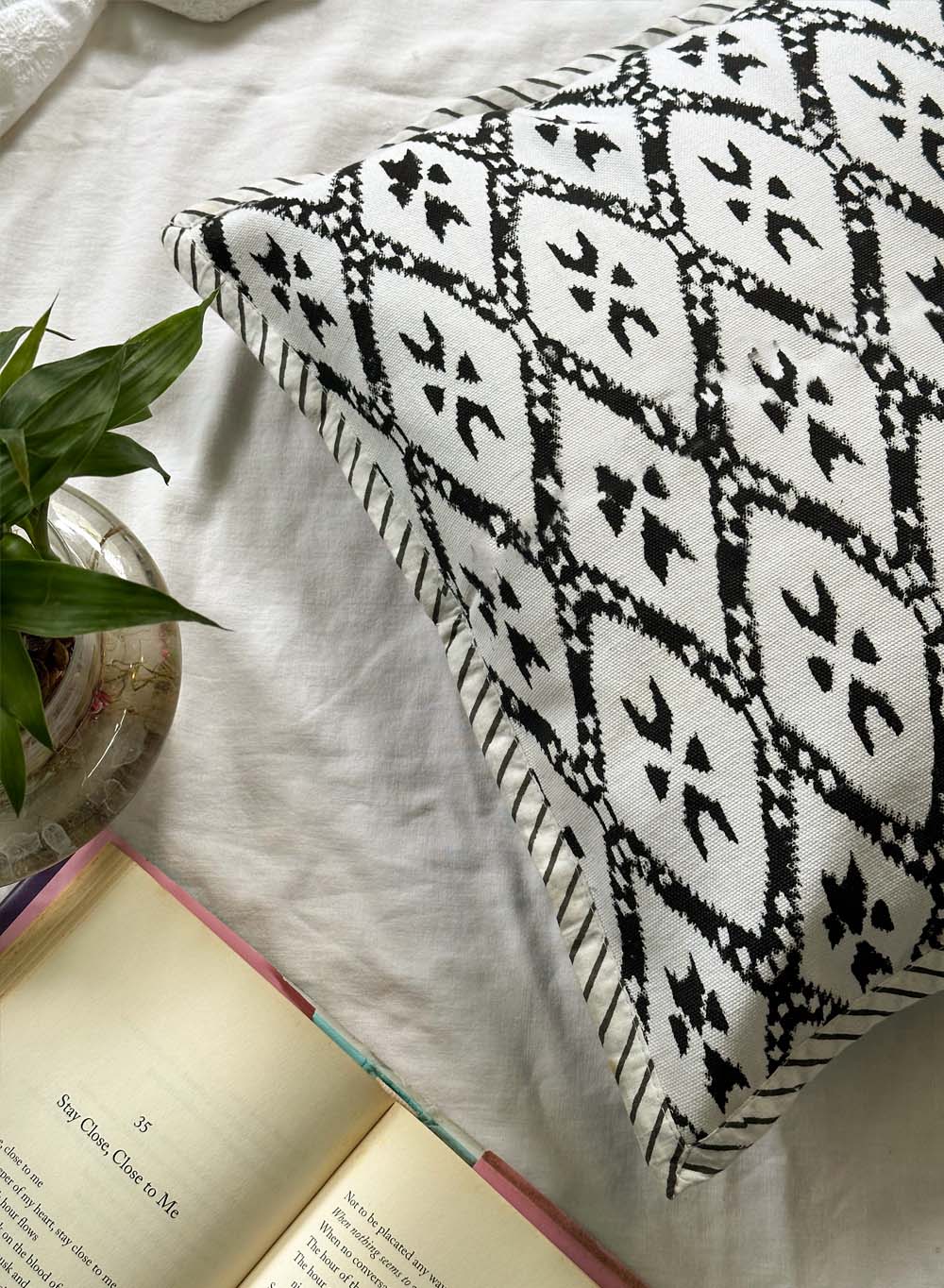 Black Checks - Gharaonda Cotton Cushion Cover