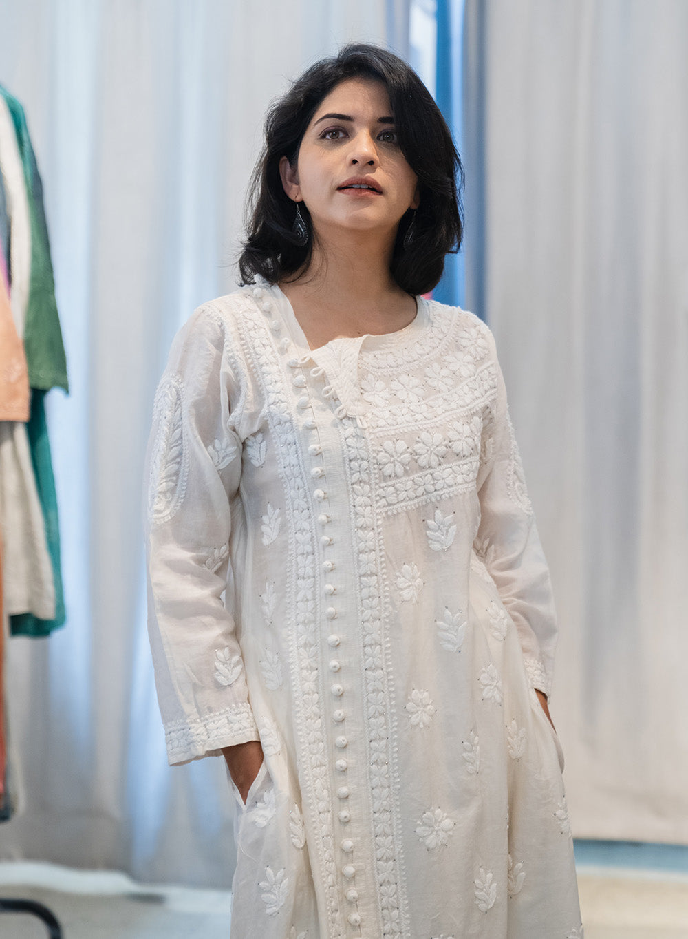 Madno White - Chikankari Golden Mukaish Achkan •