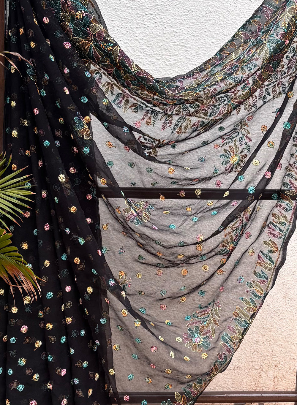 Rajanigandha Black Multi-coloured - Aks Georgette Saree