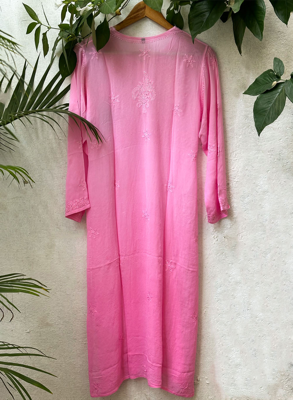 long kurta designs for ladies Archives - Samyakk: Sarees | Sherwani |  Salwar Suits | Kurti | Lehenga | Gowns | Mens Wear