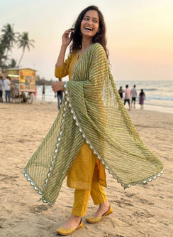 Green Lehariya - Nazm Kota Cotton Chikankari Dupatta with Sequins